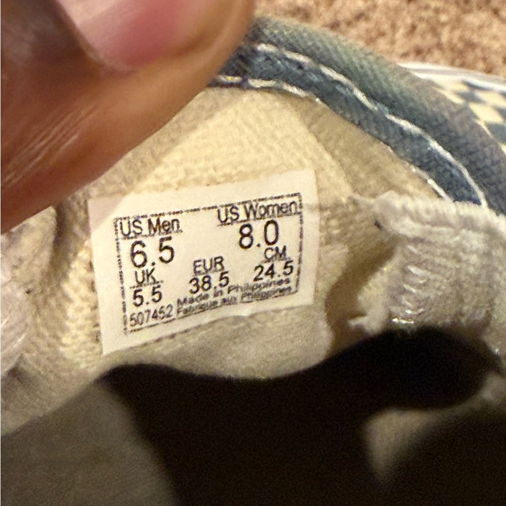 Women’s Checkered Vans (size 8) - Picture 7 of 7